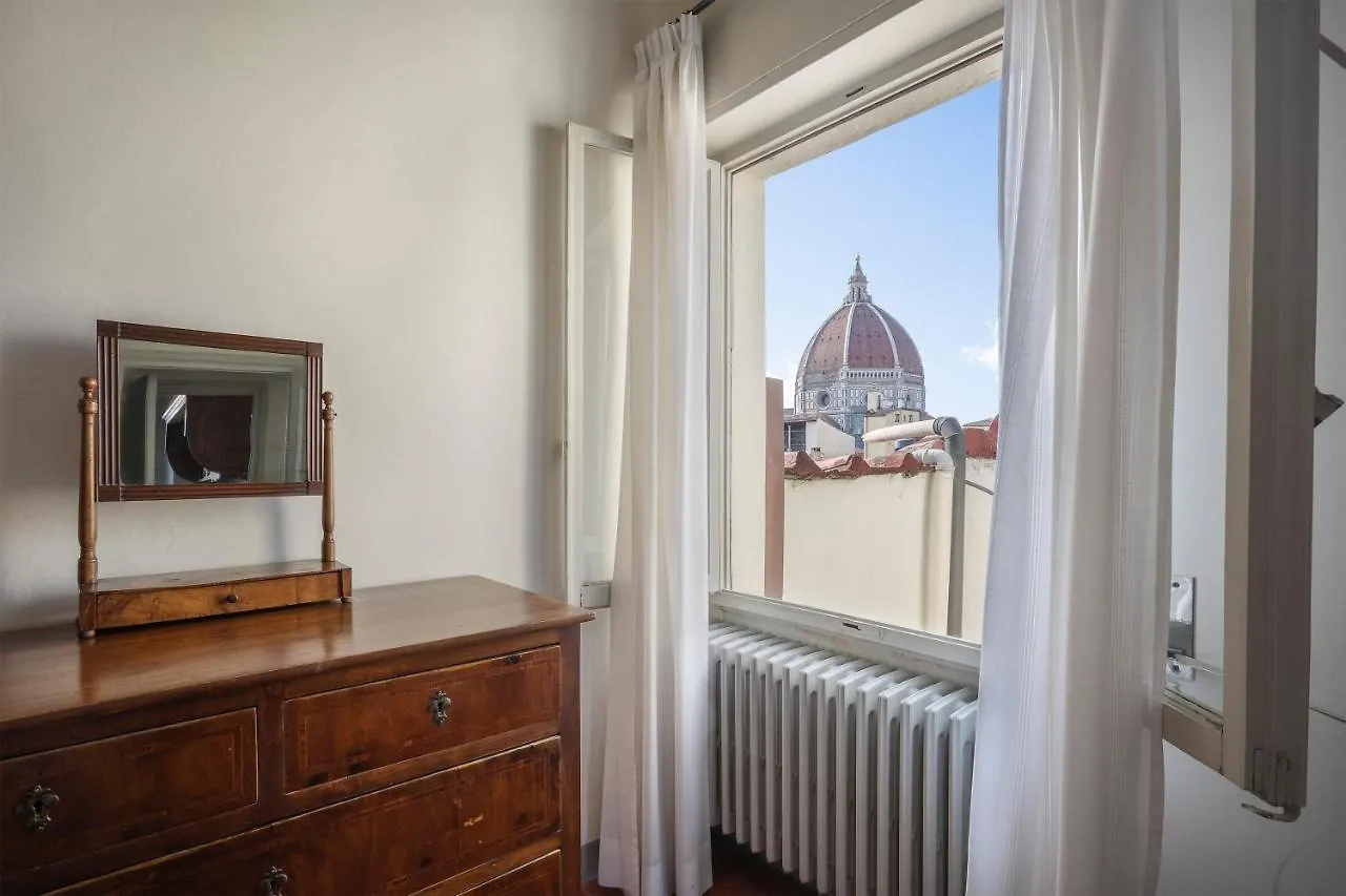 Apartment With Terrace Facing Duomo Florence